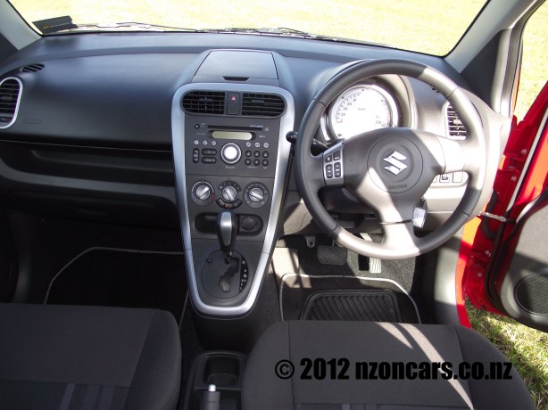 2012 (2011) Suzuki Splash 040